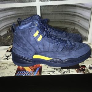 Jordan 12 Michigan size 11 Deadstock